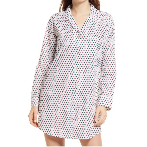 Roller Rabbit Other - Roller Rabbit holiday hearts night shirt Small red green white cotton whimsical